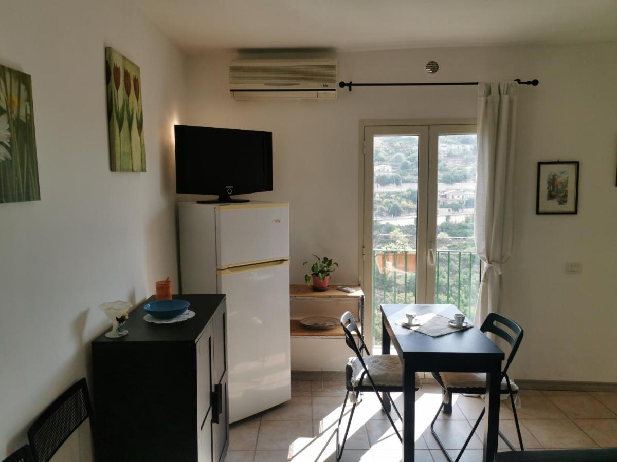 Balcone Barocco. Βίλα Μόντικα Εξωτερικό φωτογραφία