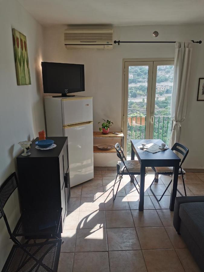 Balcone Barocco. Βίλα Μόντικα Εξωτερικό φωτογραφία