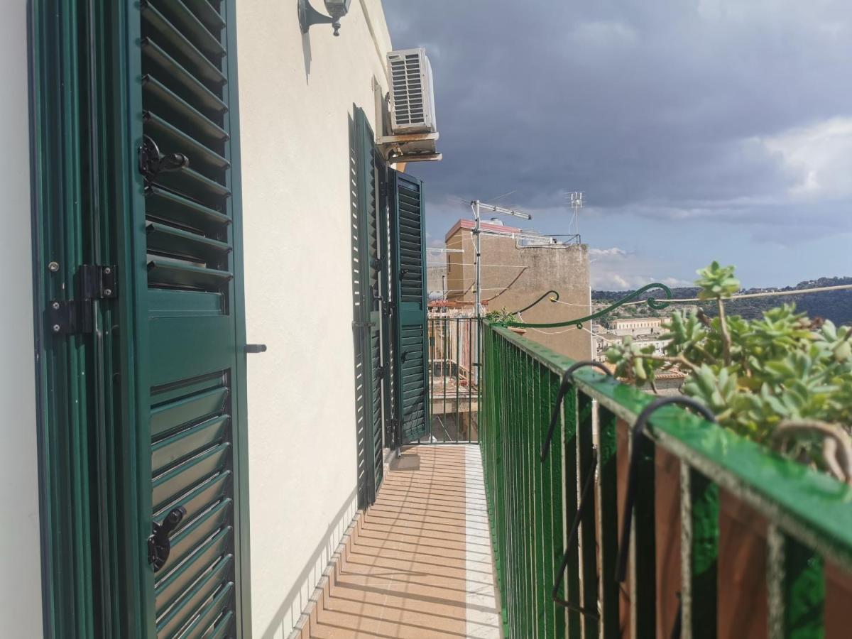 Balcone Barocco. Βίλα Μόντικα Εξωτερικό φωτογραφία